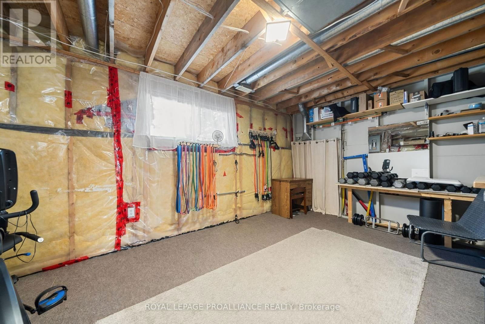 119 UNIVERSITY AVENUE Image 33