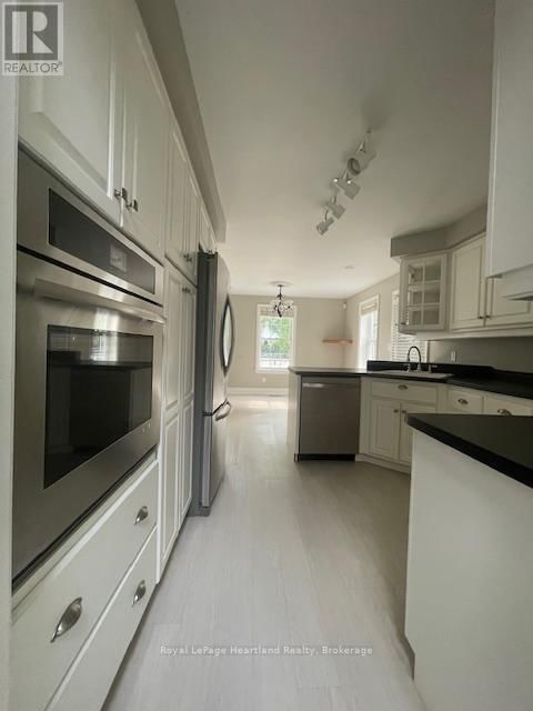 231 WILLIAM STREET Image 19