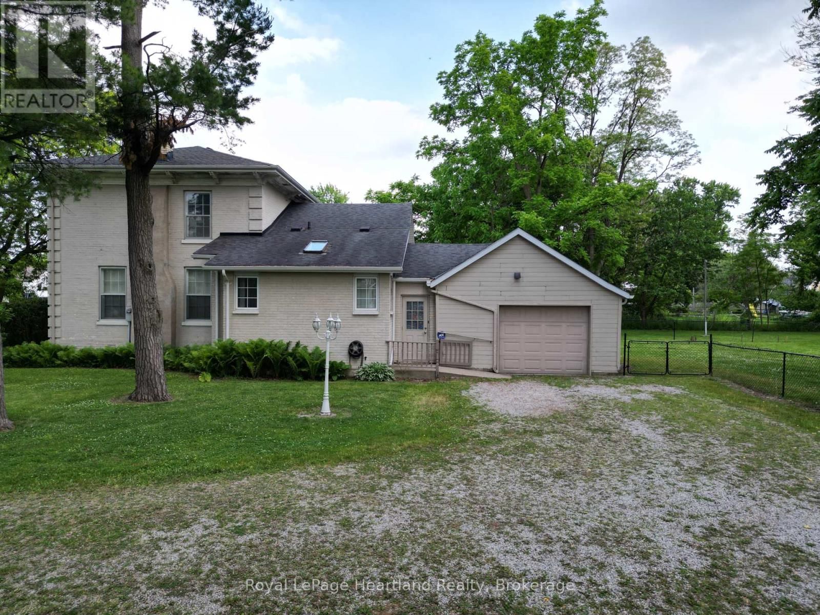 231 WILLIAM STREET Image 9