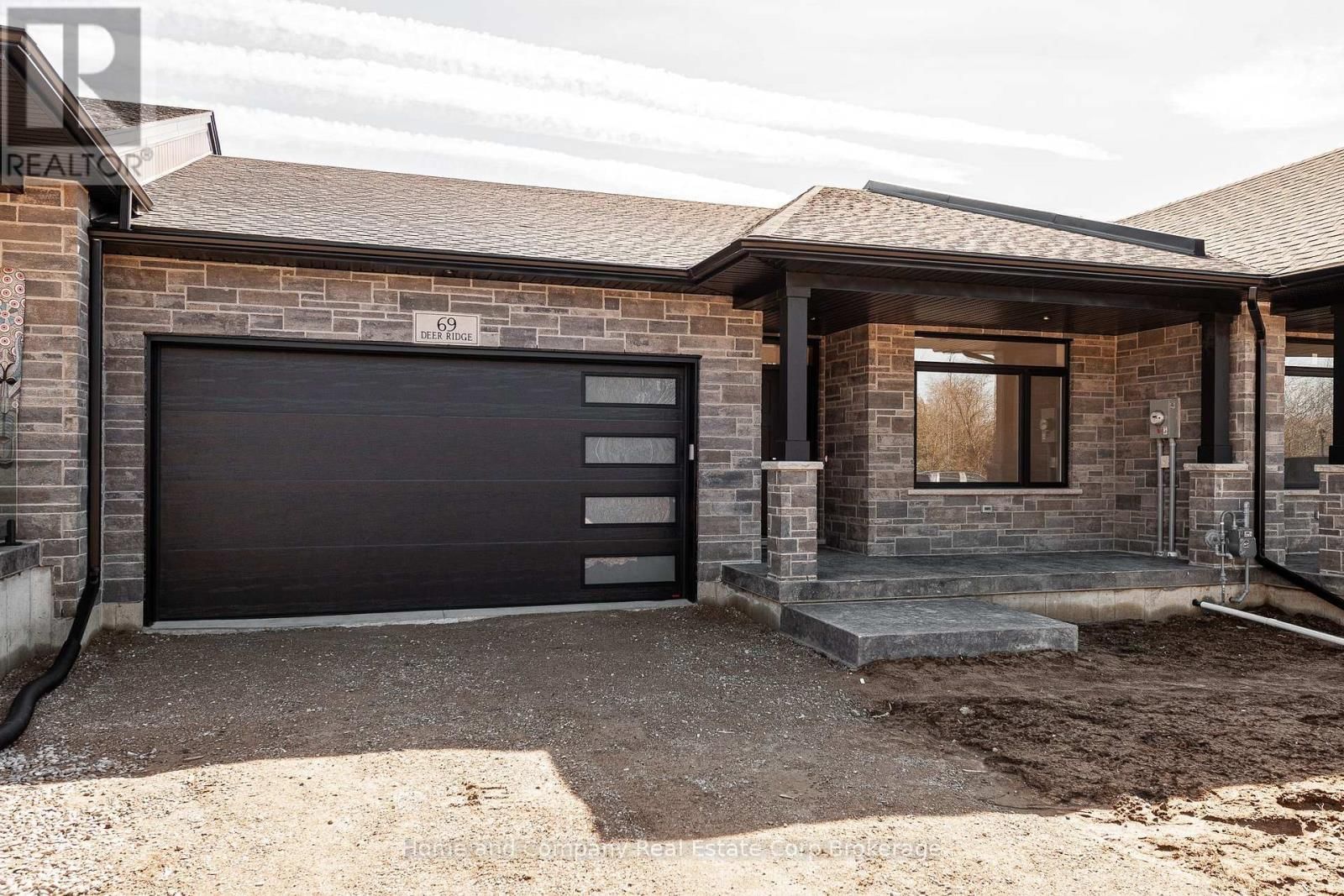 54 DEER RIDGE LANE Image 1