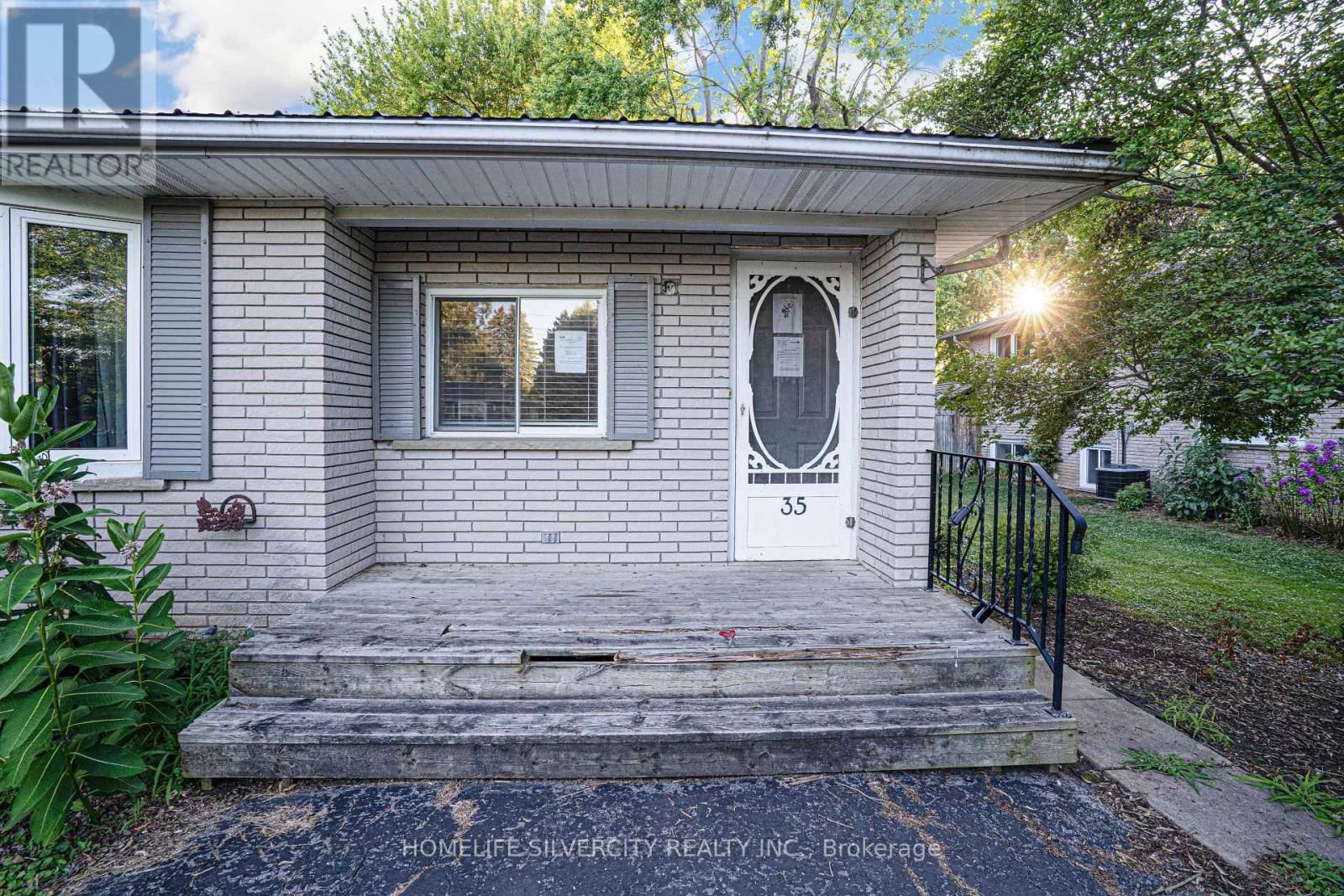 35 LYNN PARK AVENUE Image 10