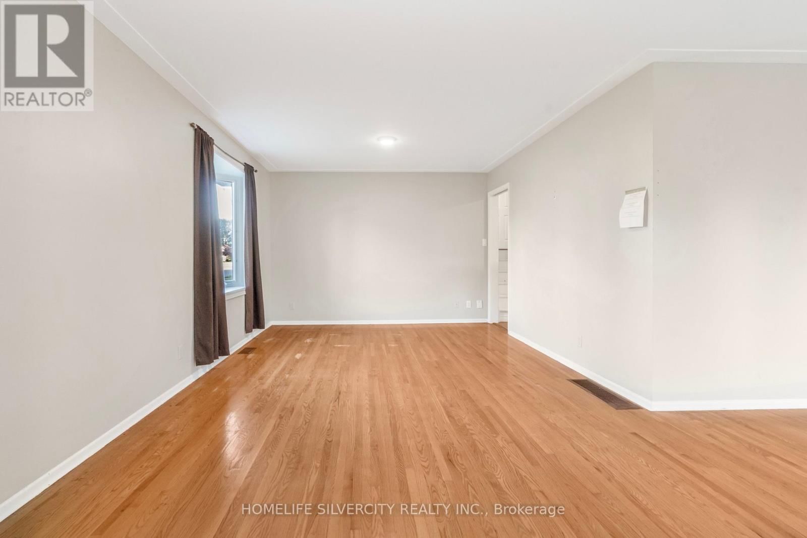 35 LYNN PARK AVENUE Image 13