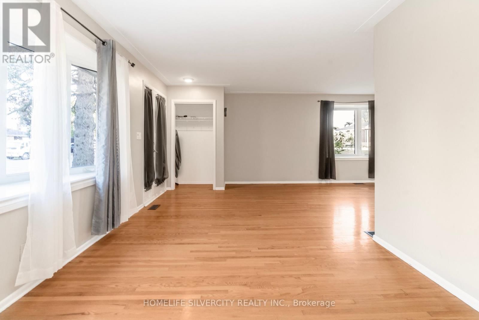 35 LYNN PARK AVENUE Image 16