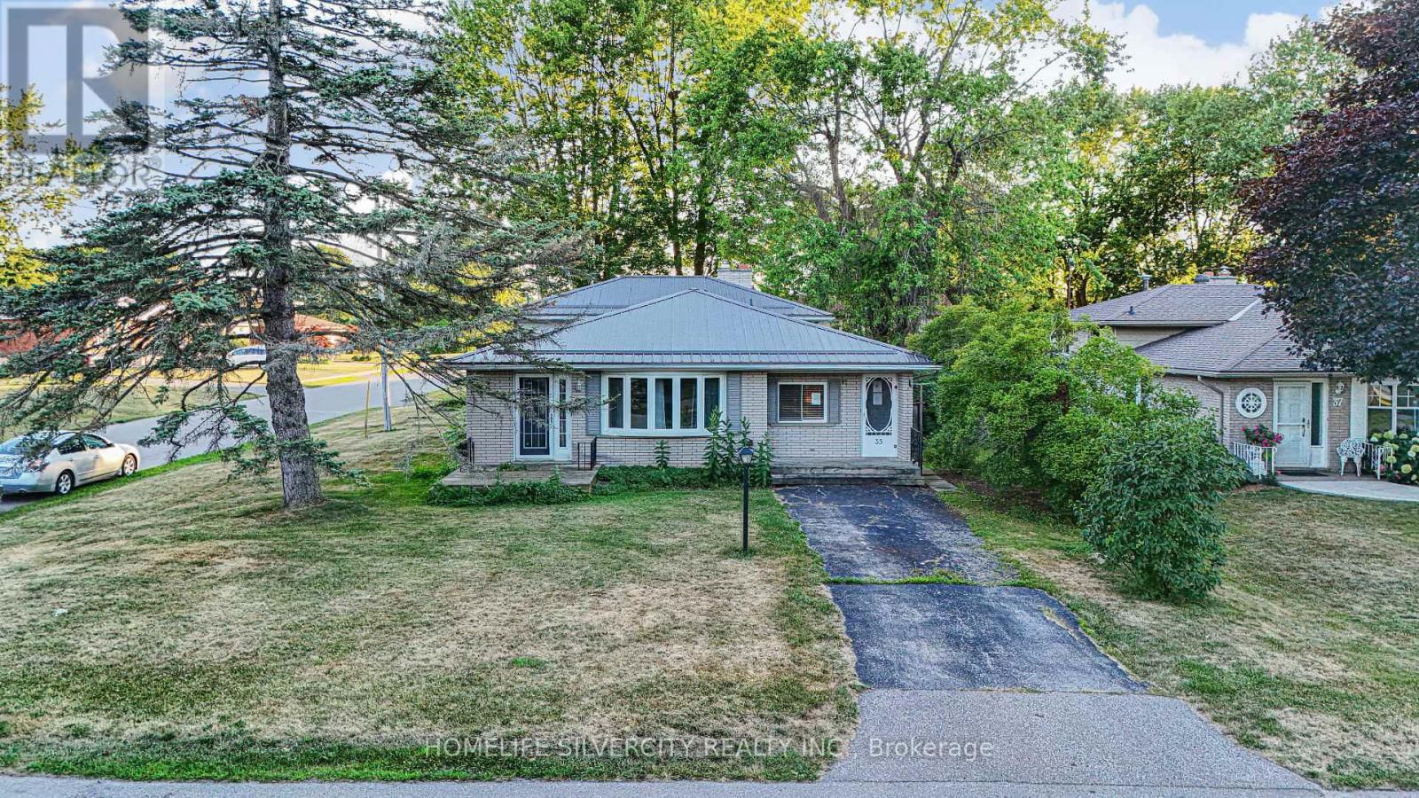 35 LYNN PARK AVENUE Image 3