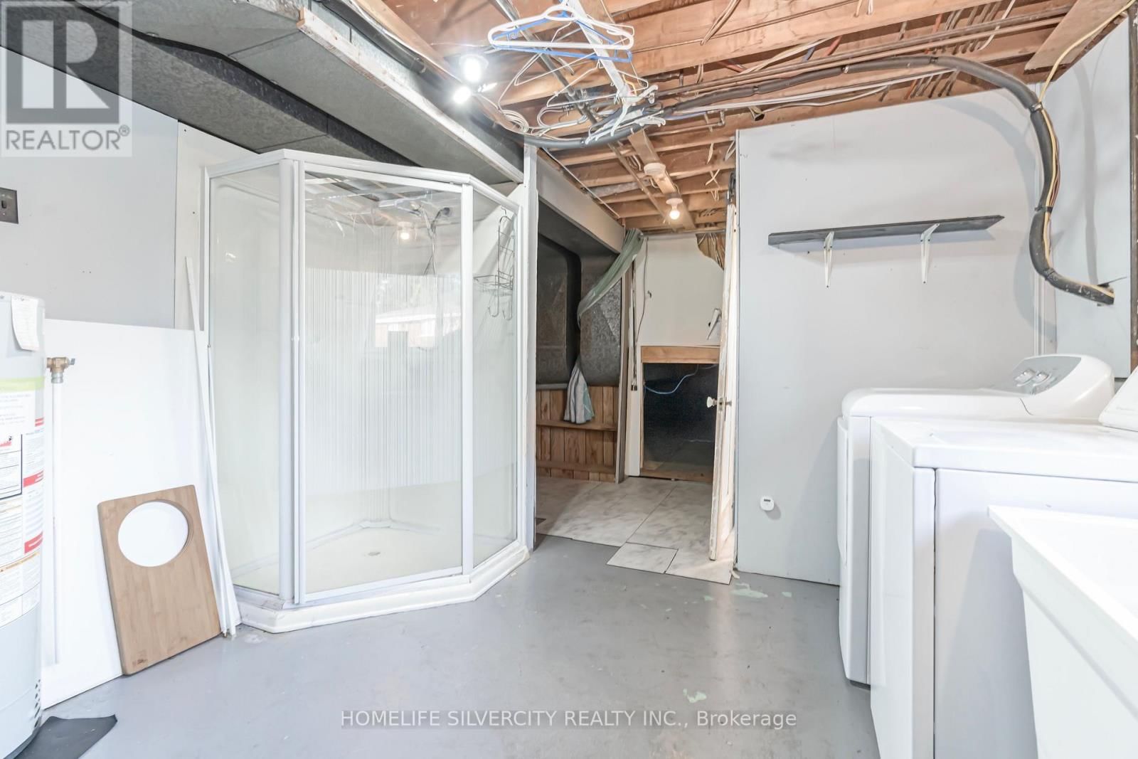 35 LYNN PARK AVENUE Image 33