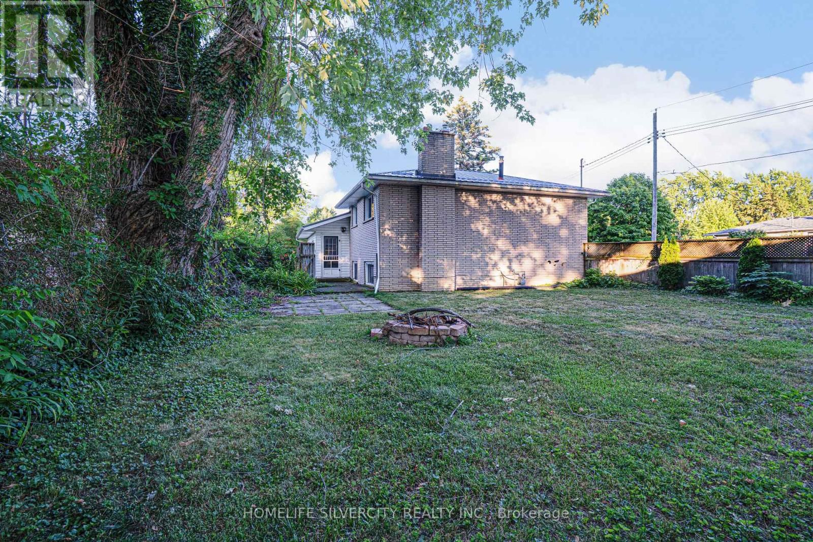 35 LYNN PARK AVENUE Image 46