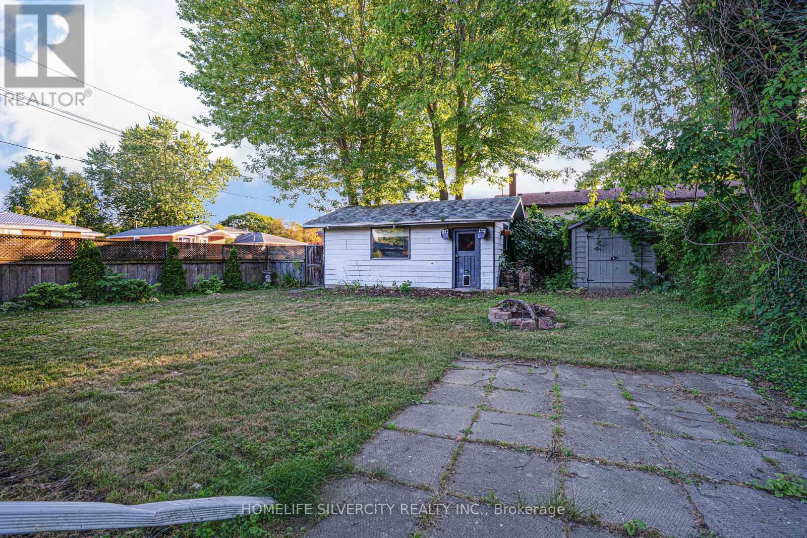 35 LYNN PARK AVENUE Image 50