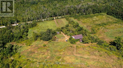 Image #1 of Commercial for Sale at Pretty River, Grey Highlands, Ontario