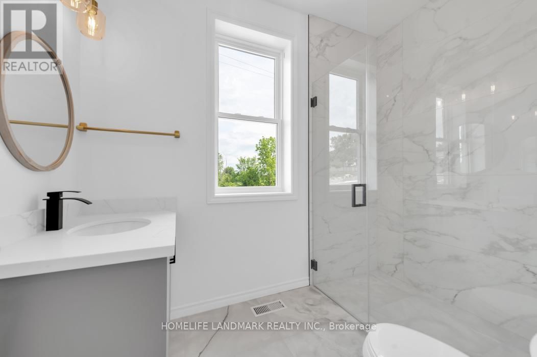 32 REGENT STREET Image 24