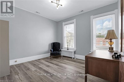 Commercial for Rent in Ontario