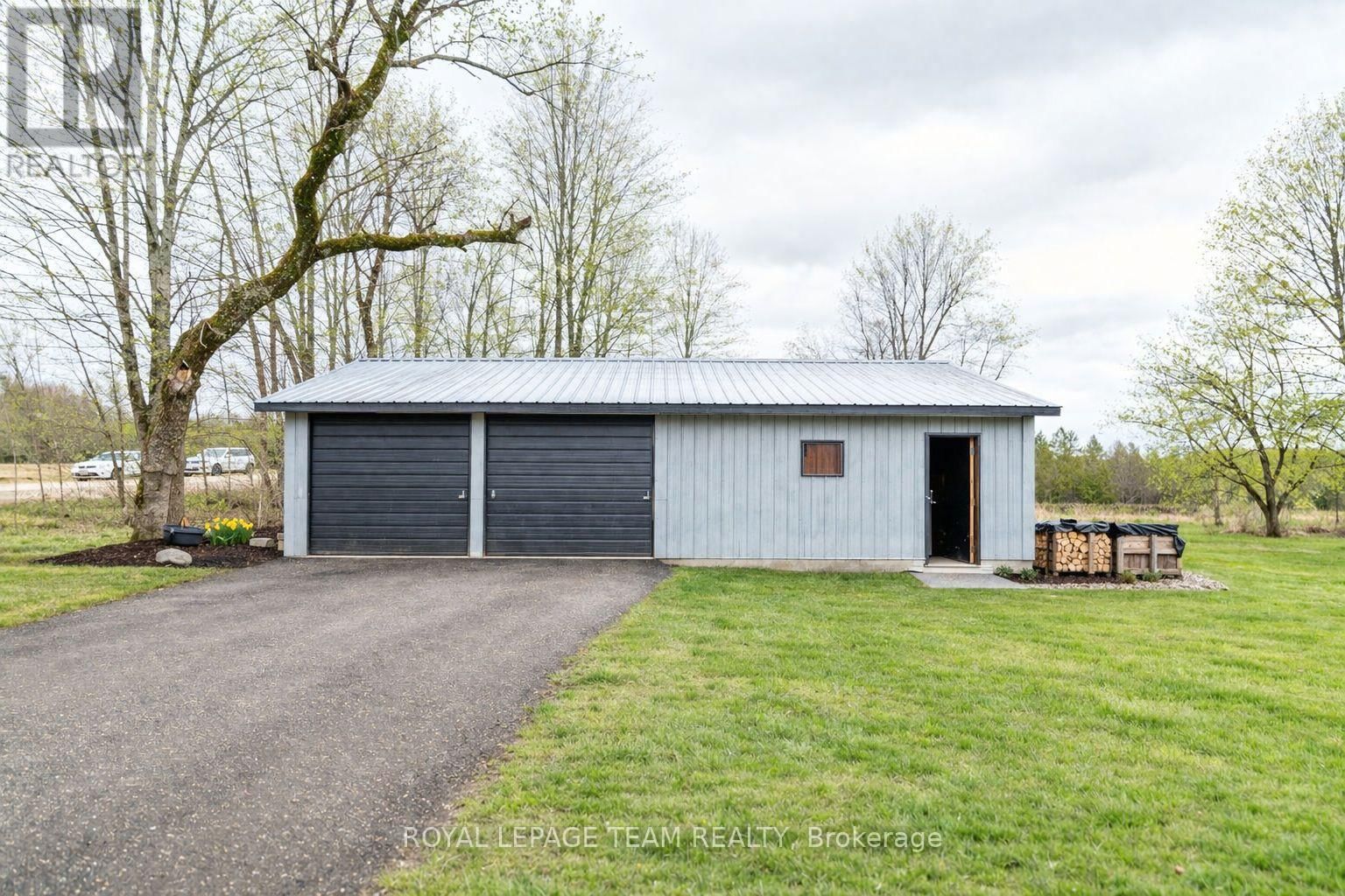 1448 PERRAULT ROAD Image 4