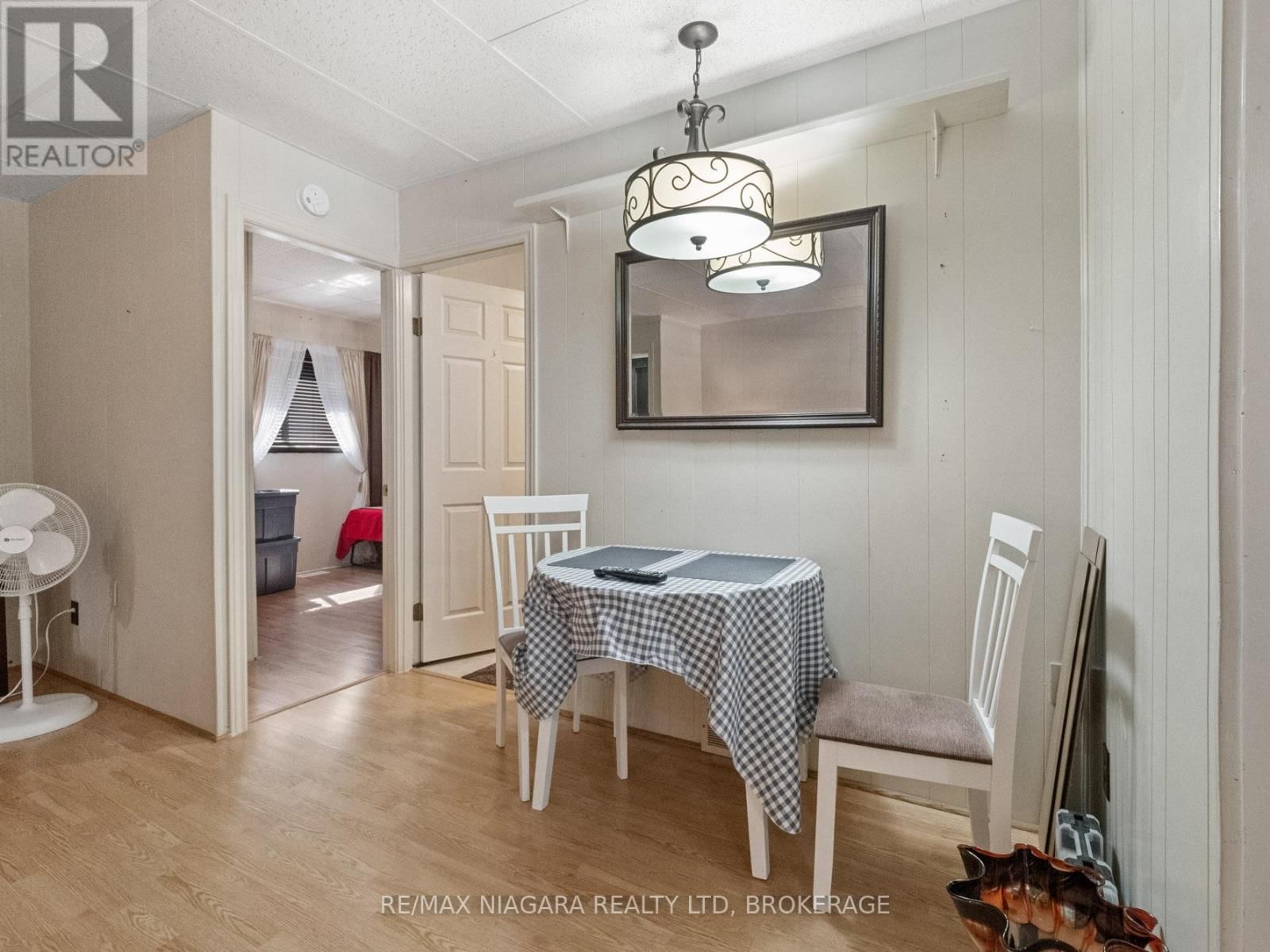 61 QUEEN STREET Image 24