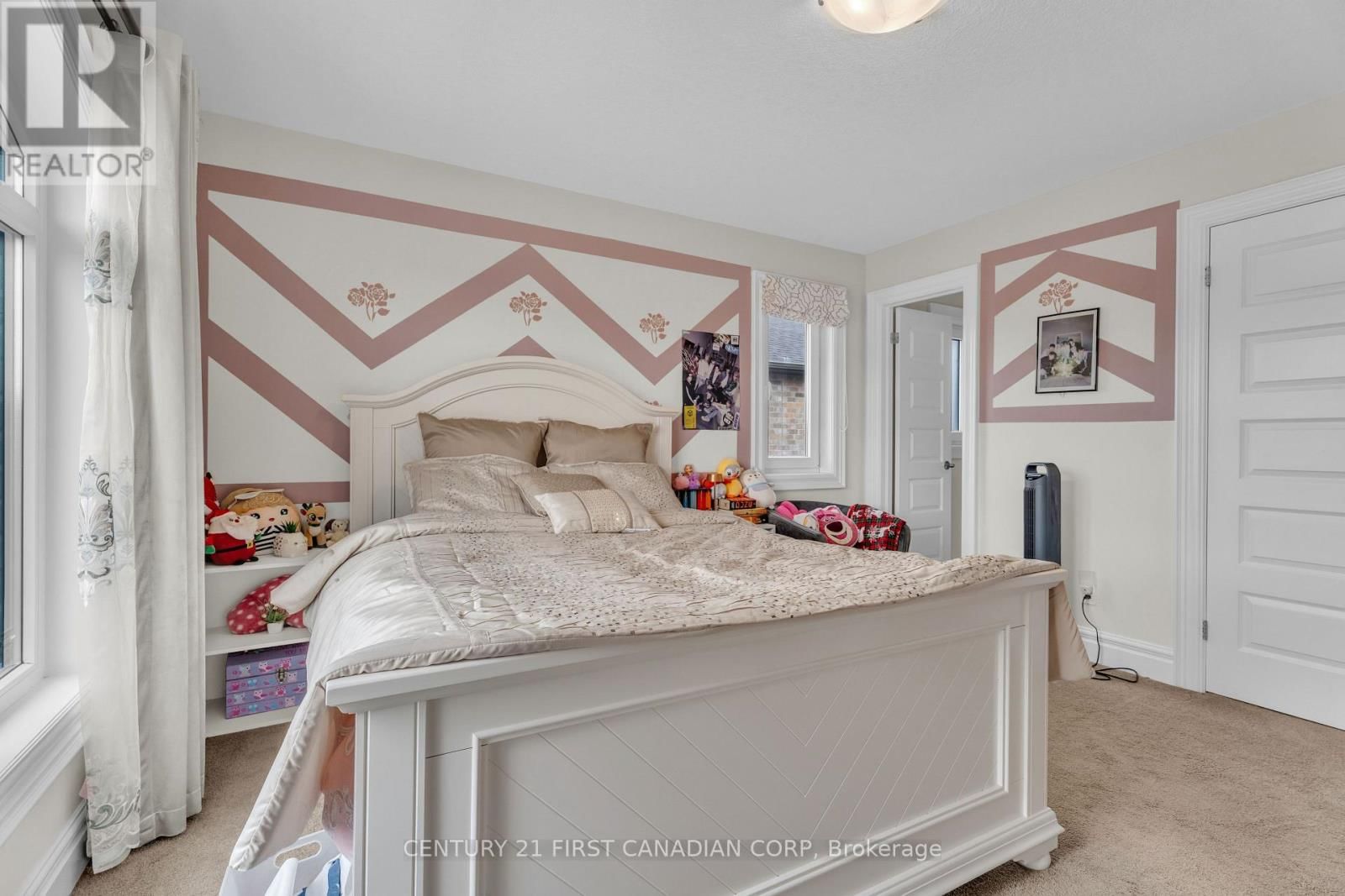 754 JACKPINE WAY Image 33