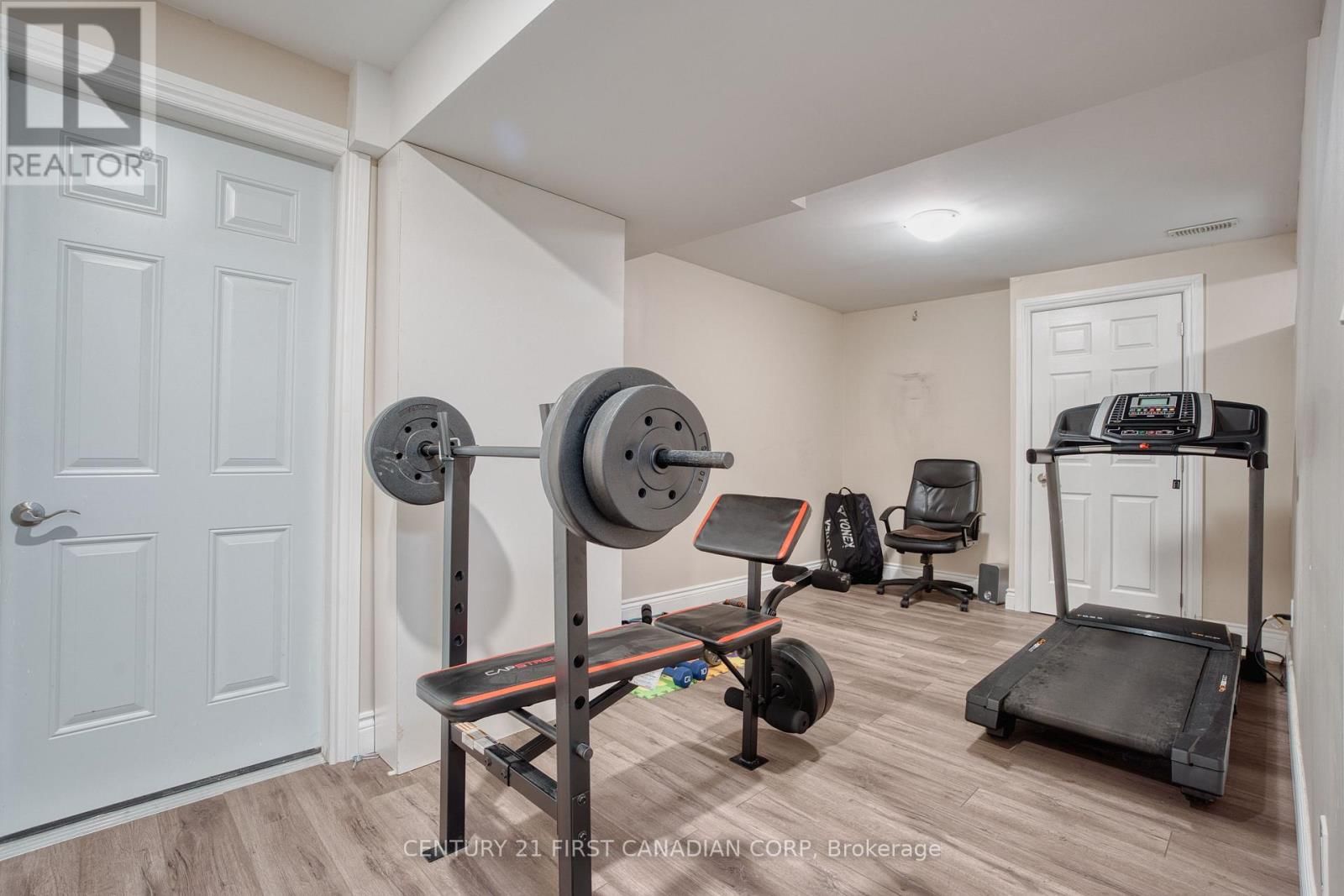 754 JACKPINE WAY Image 39