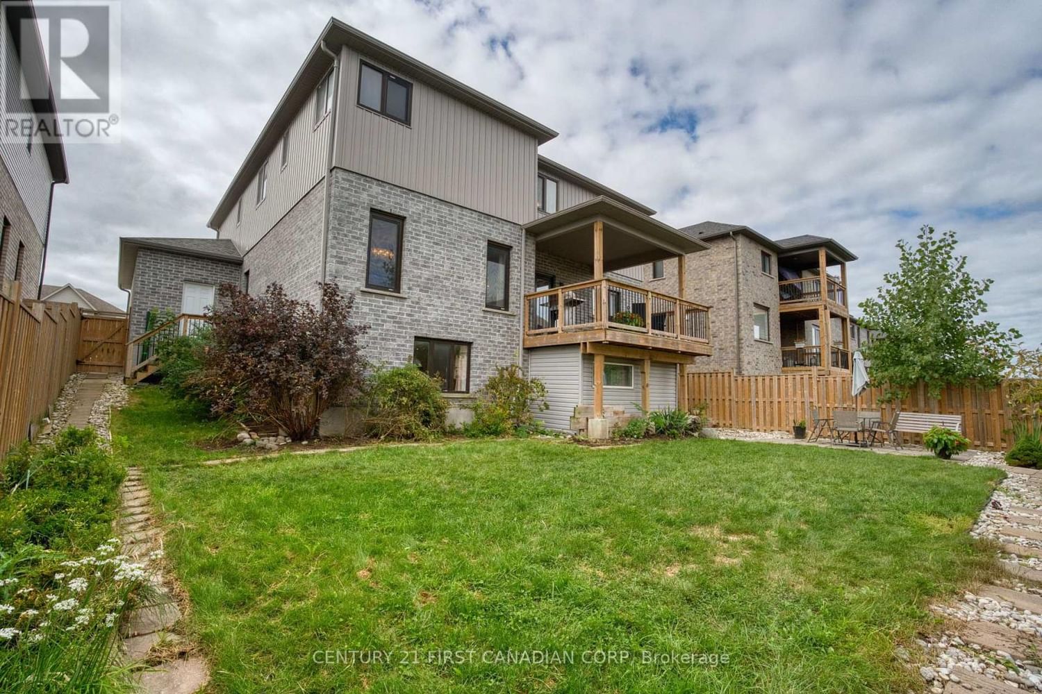 754 JACKPINE WAY Image 44