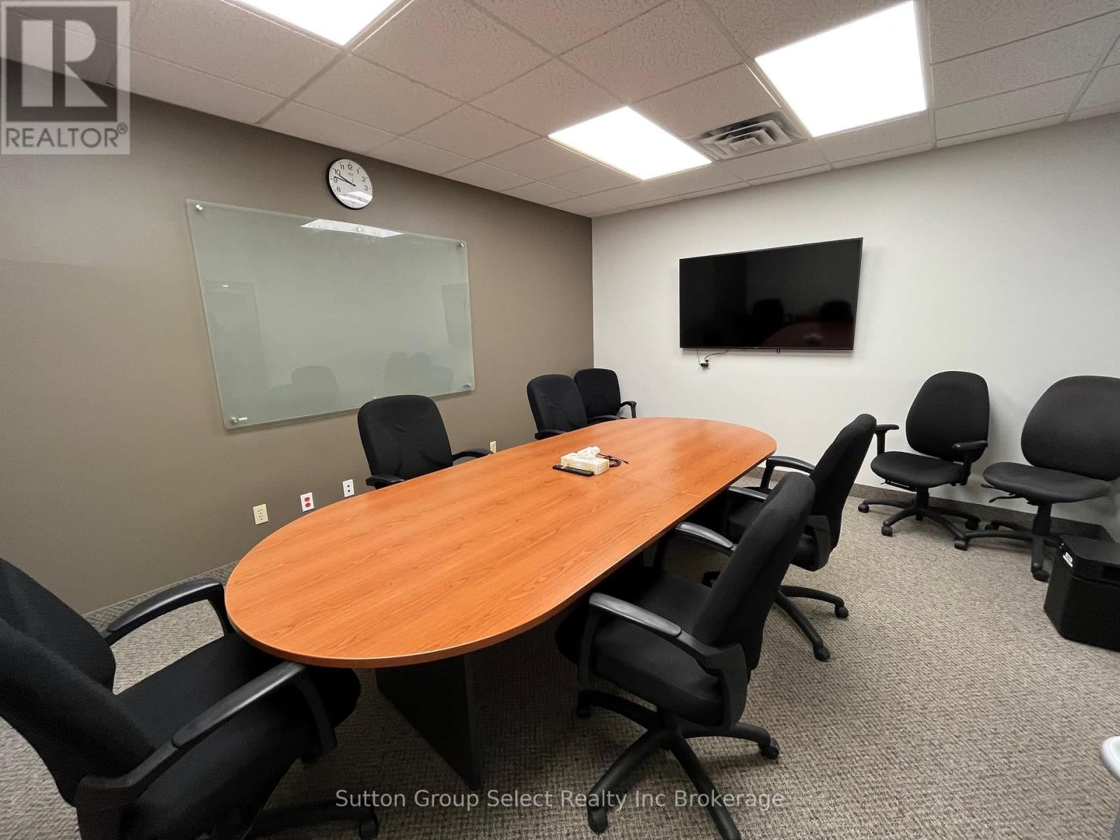 143 BELL STREET EAST Image 19