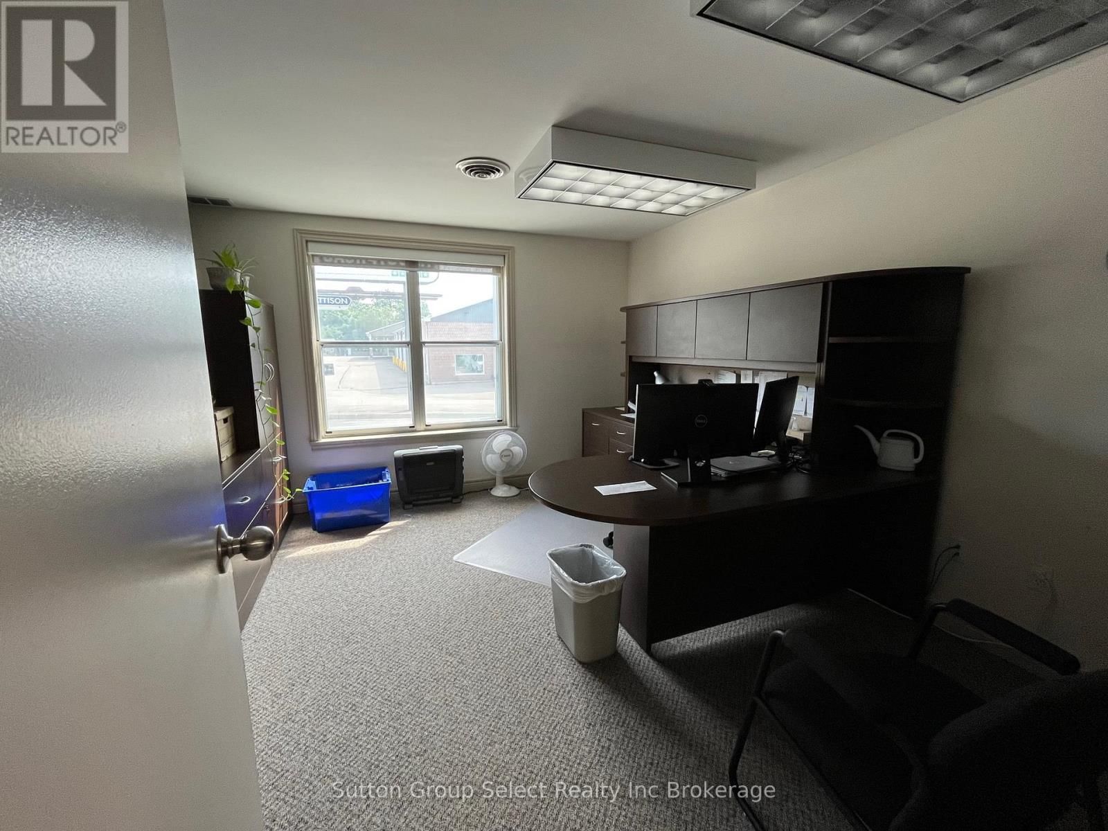 143 BELL STREET EAST Image 22