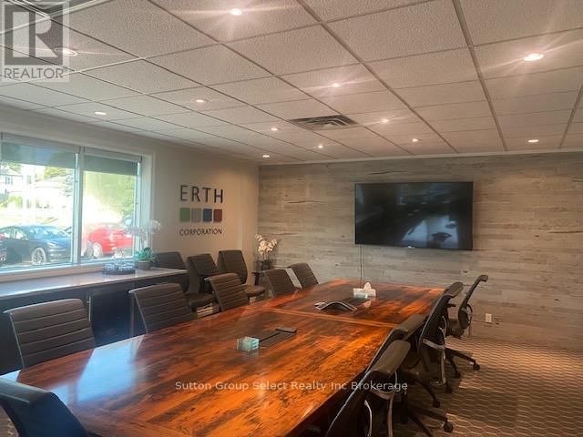 143 BELL STREET EAST Image 9