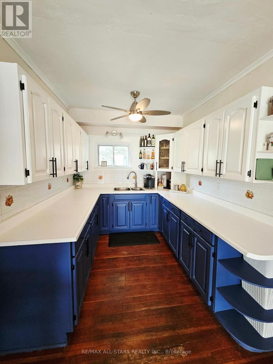 61 FRANCIS STREET EAST Image 14