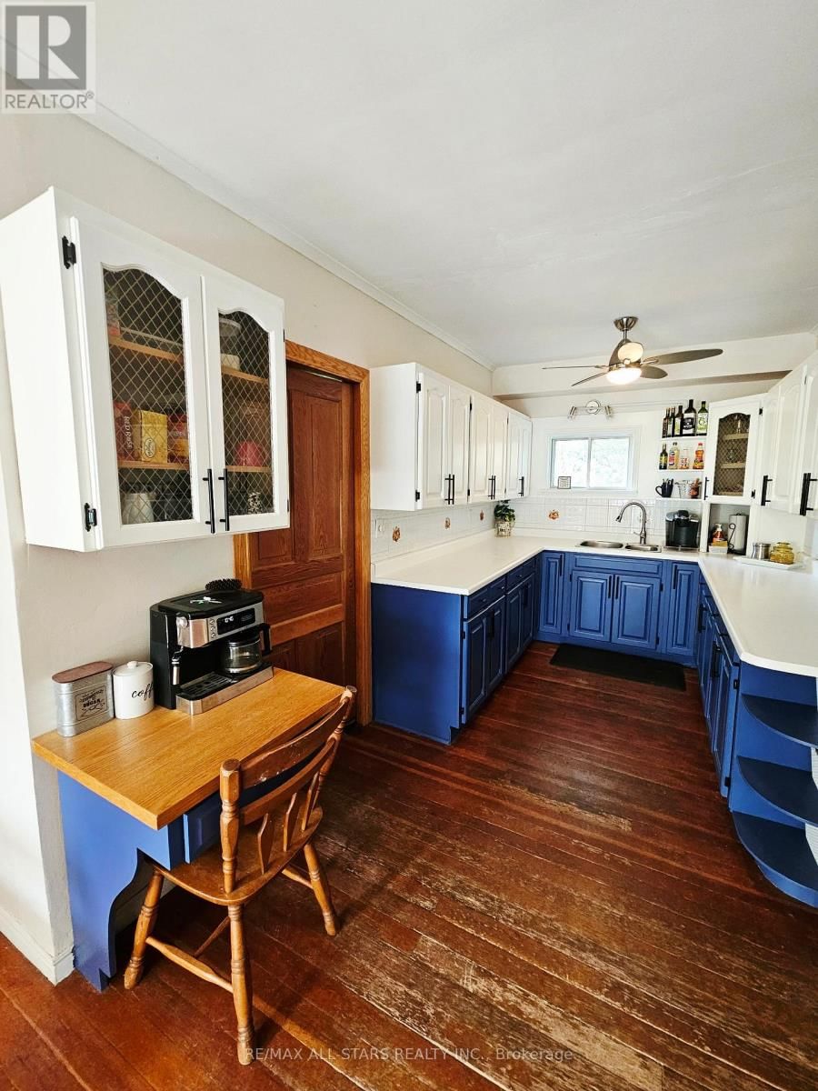 61 FRANCIS STREET EAST Image 16