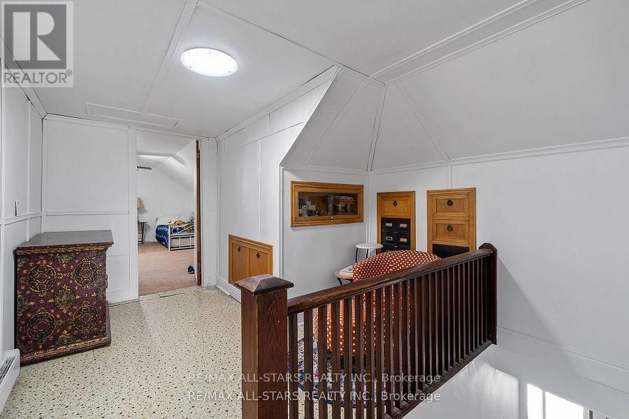 61 FRANCIS STREET EAST Image 25