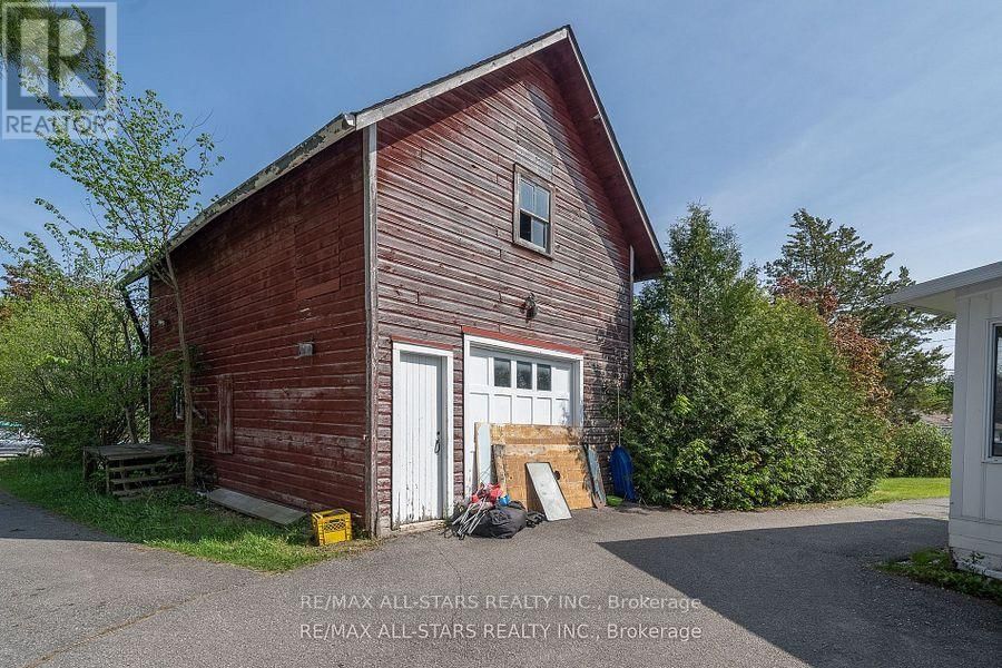 61 FRANCIS STREET EAST Image 31