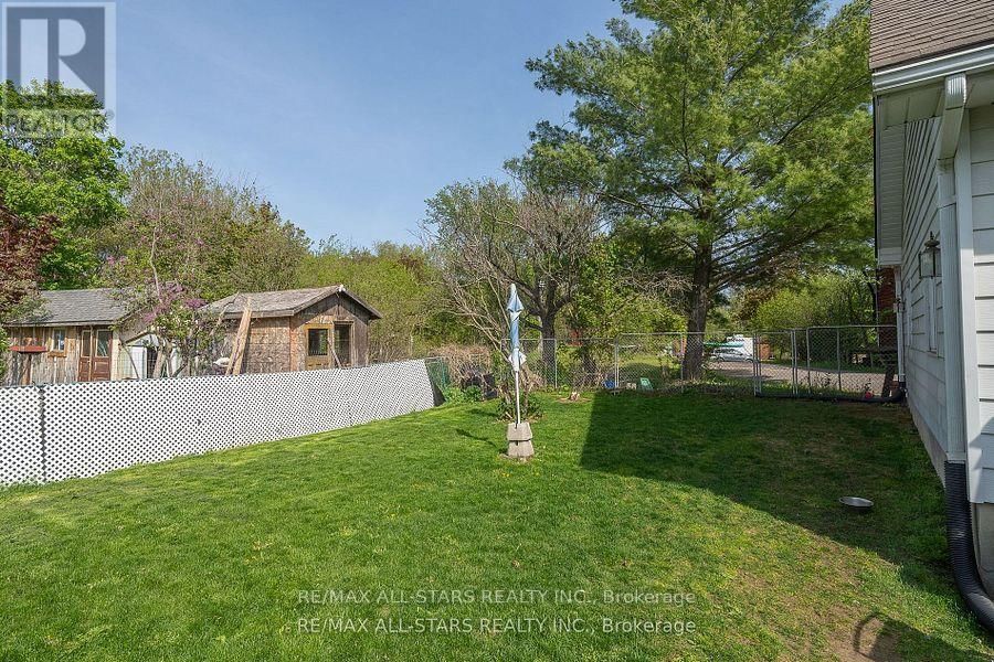 61 FRANCIS STREET EAST Image 35