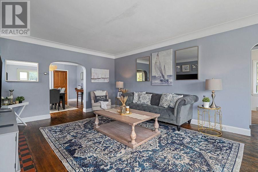 61 FRANCIS STREET EAST Image 9