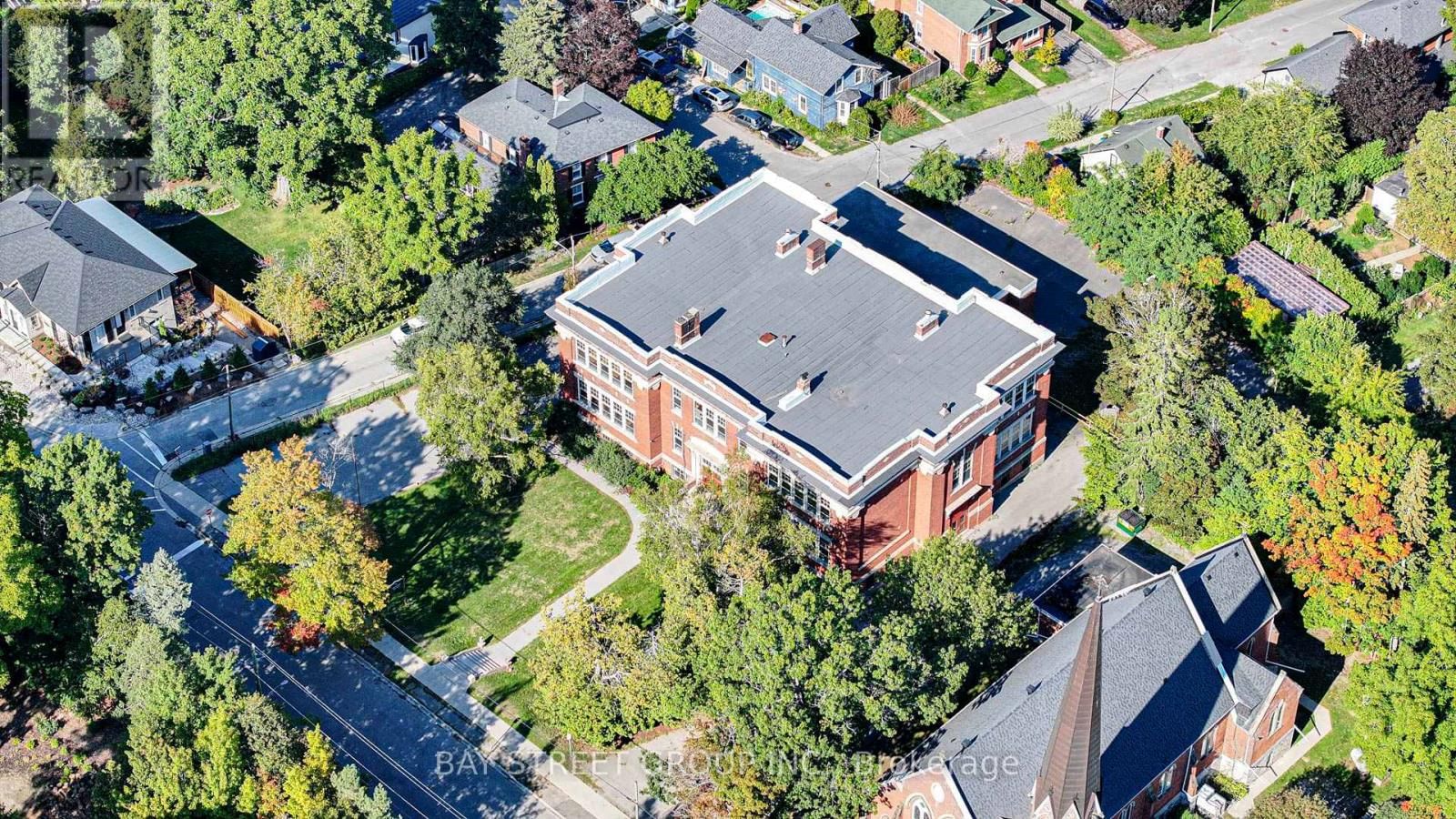 39 PINE STREET NORTH Image 2