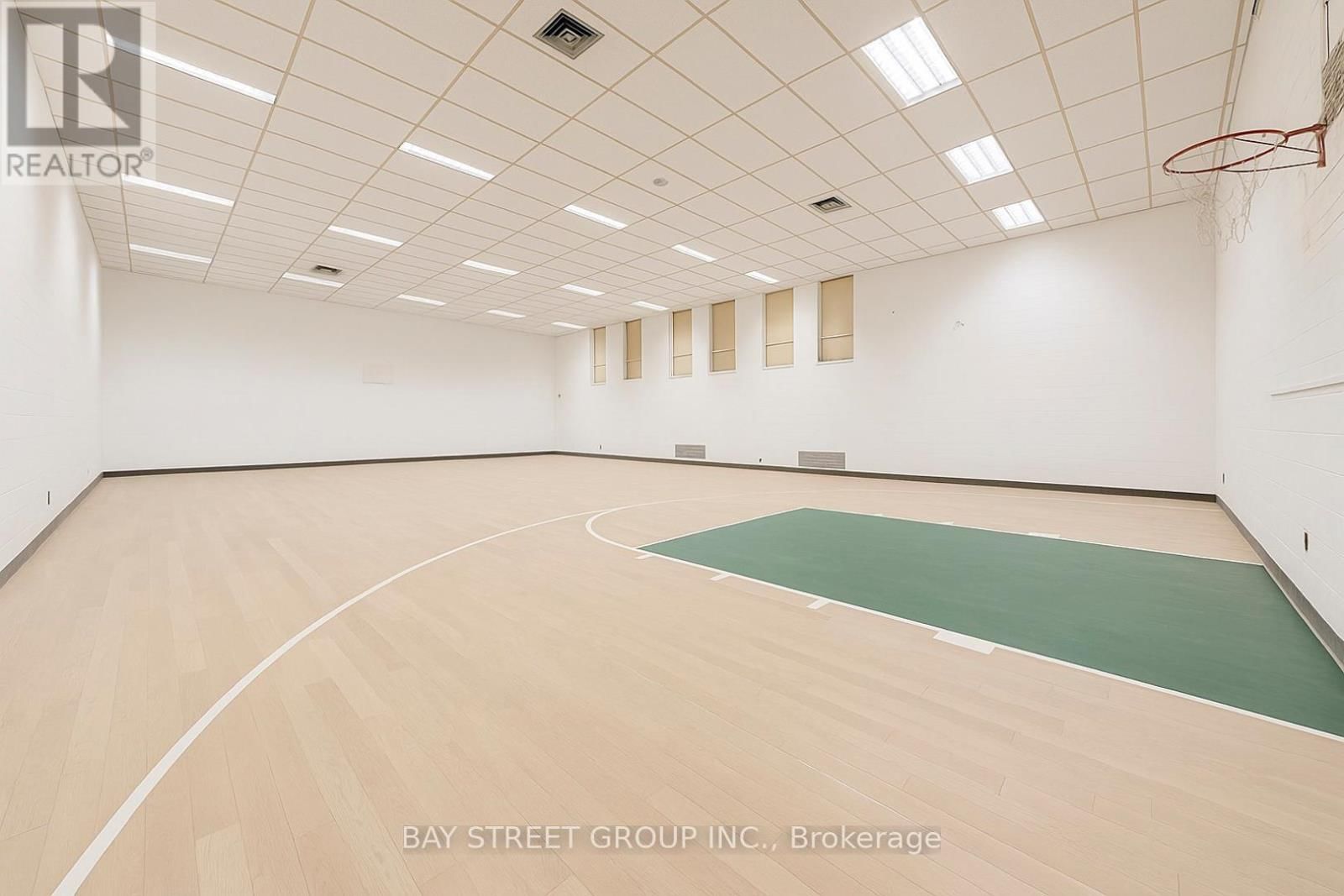 39 PINE STREET NORTH Image 7