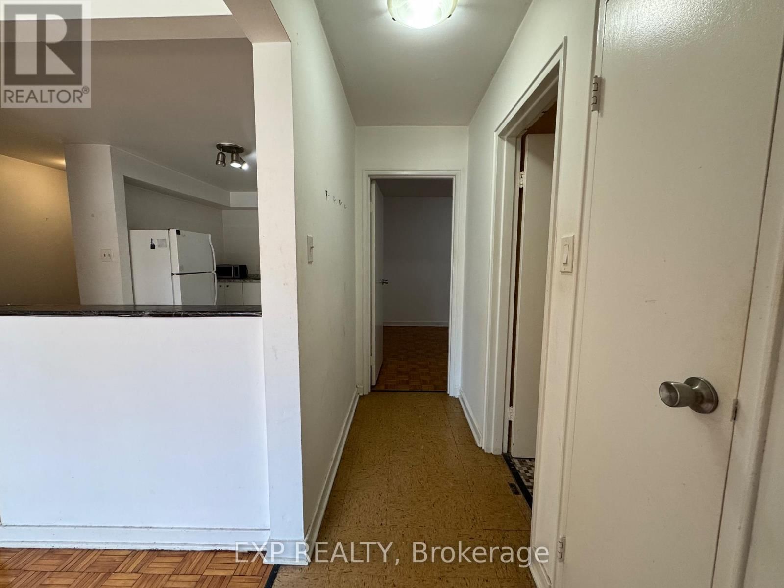 3 - 6049 CULP STREET Image 13