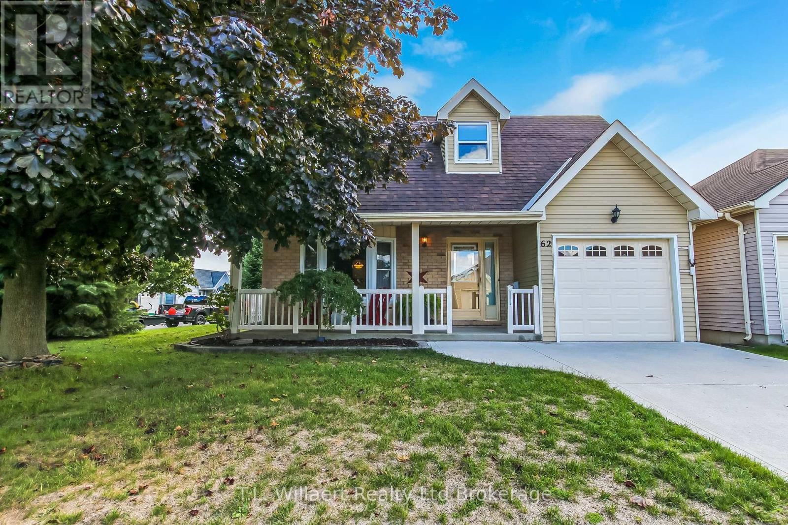 62 EDWIN CRESCENT Image 1