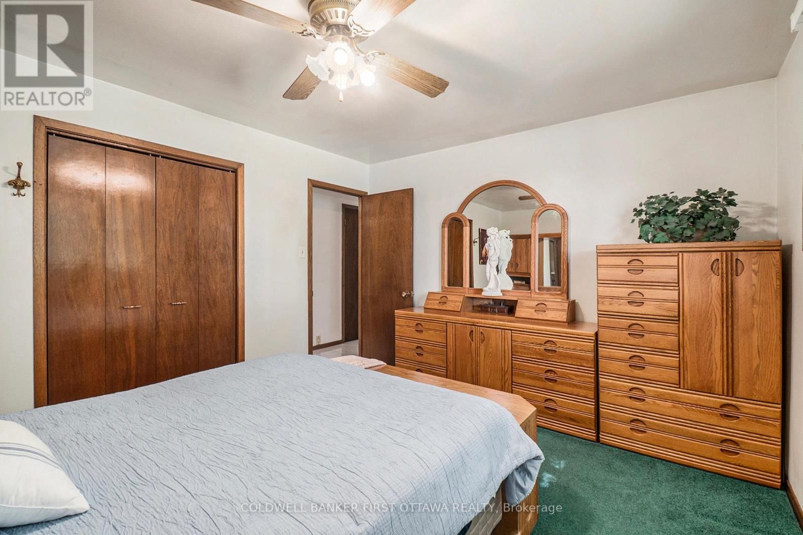 521 RIDGEWOOD DRIVE Image 11