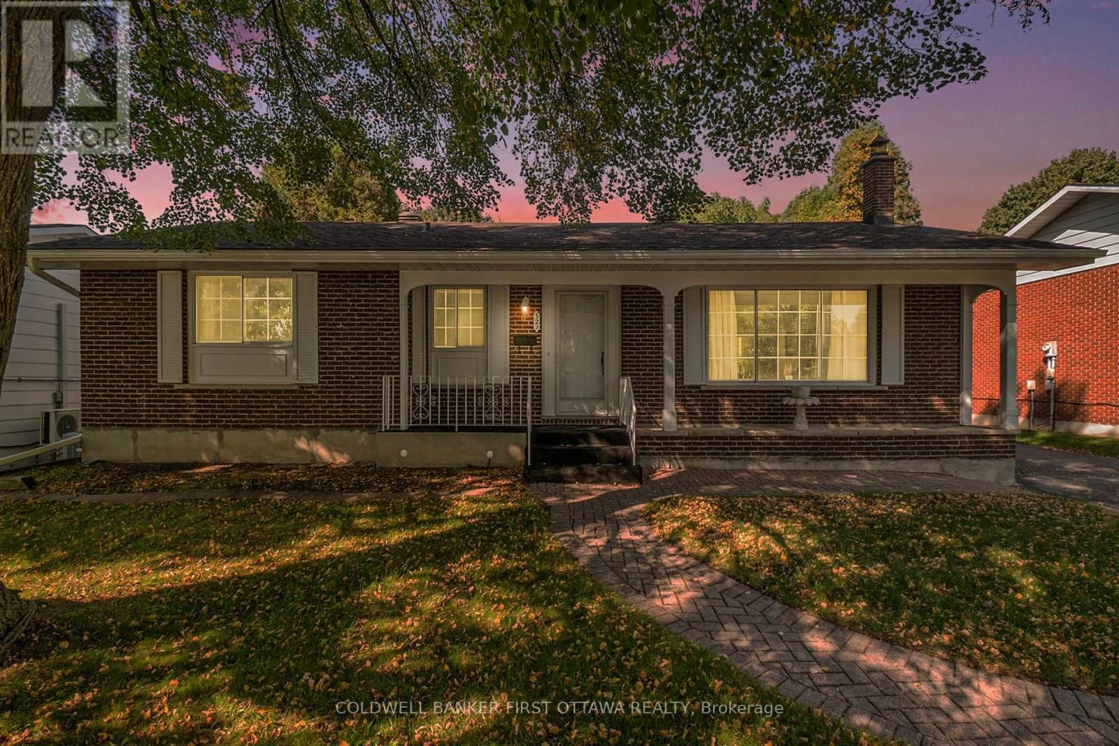 521 RIDGEWOOD DRIVE Image 2