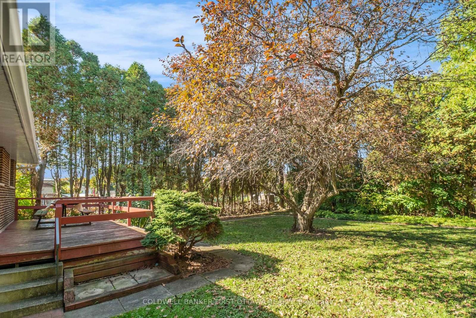 521 RIDGEWOOD DRIVE Image 21