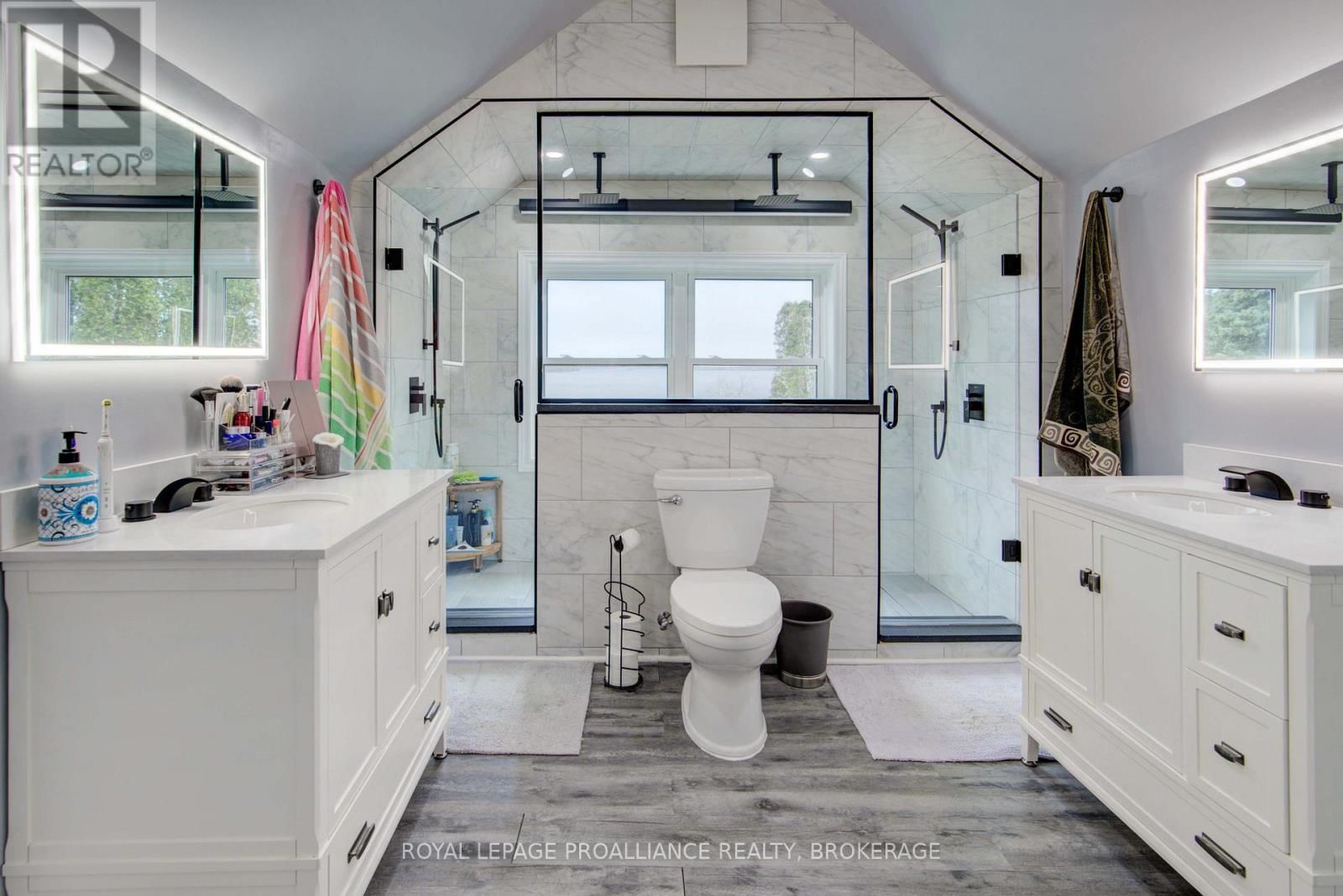 29 MAIN STREET Image 32