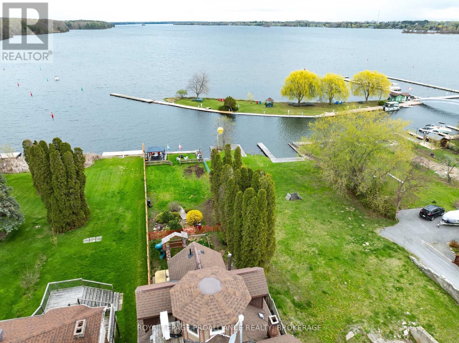 29 MAIN STREET Image 38