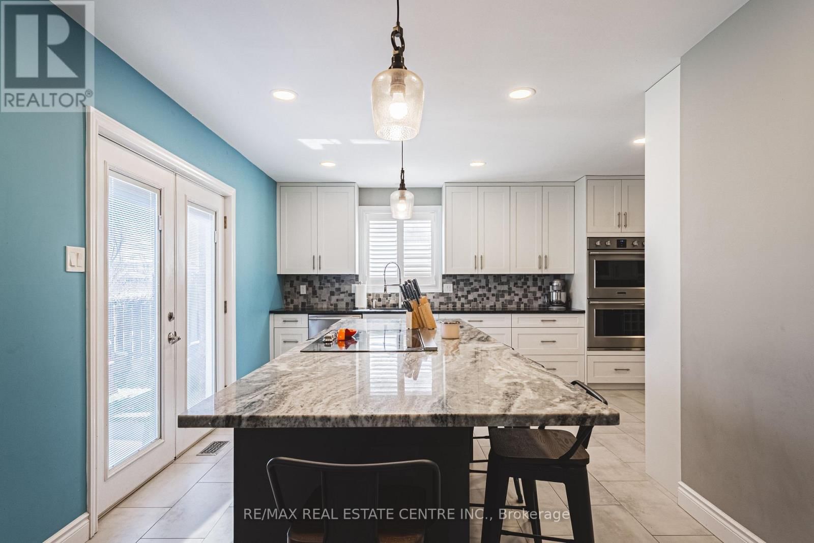 19 LIUNA COURT Image 15