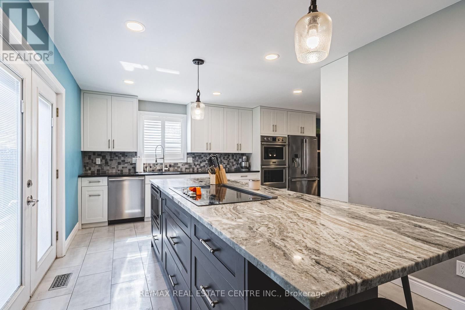 19 LIUNA COURT Image 16