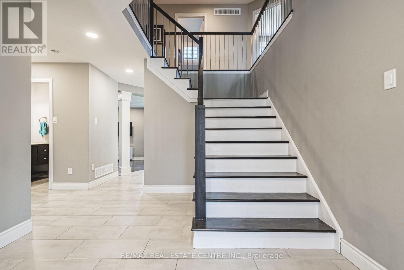 19 LIUNA COURT Image 18