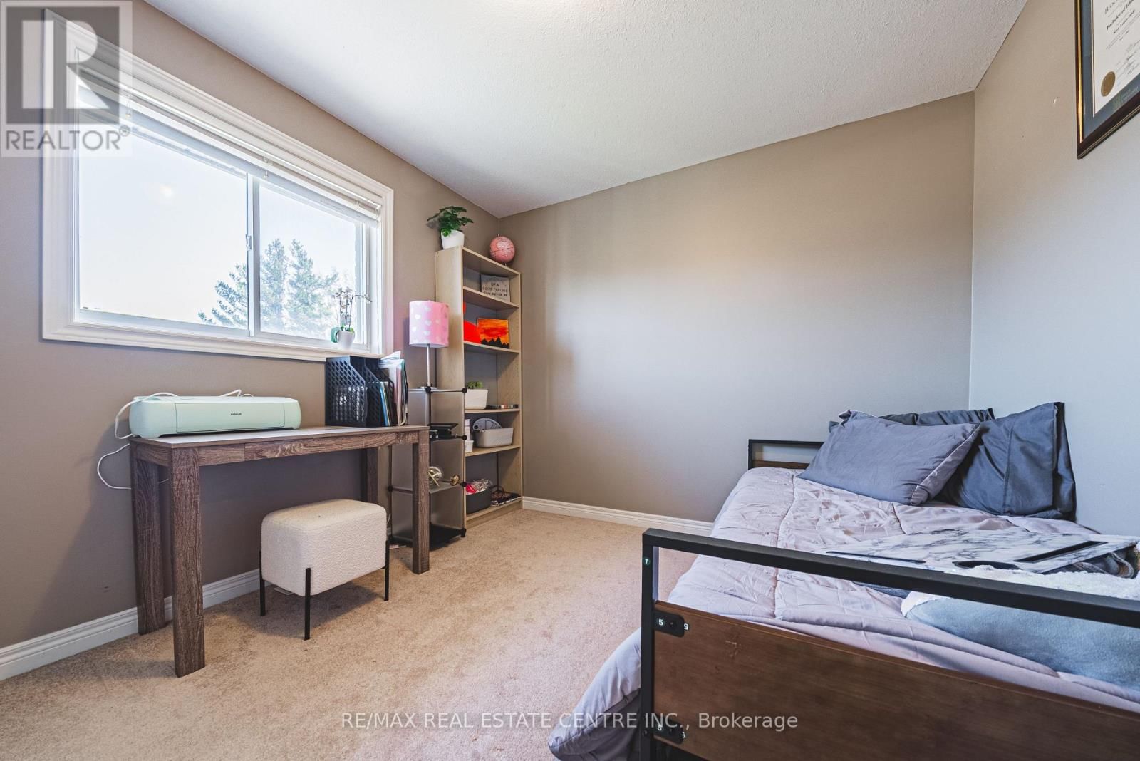 19 LIUNA COURT Image 25