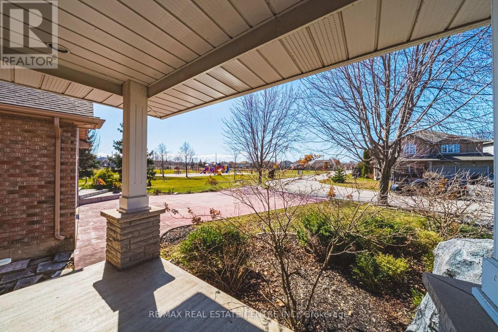 19 LIUNA COURT Image 3