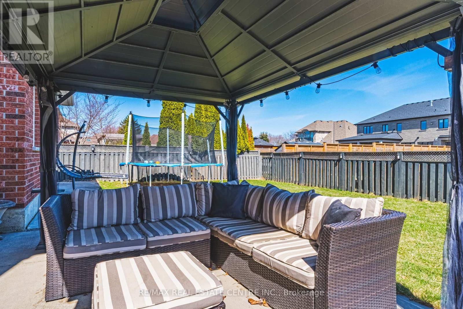 19 LIUNA COURT Image 39