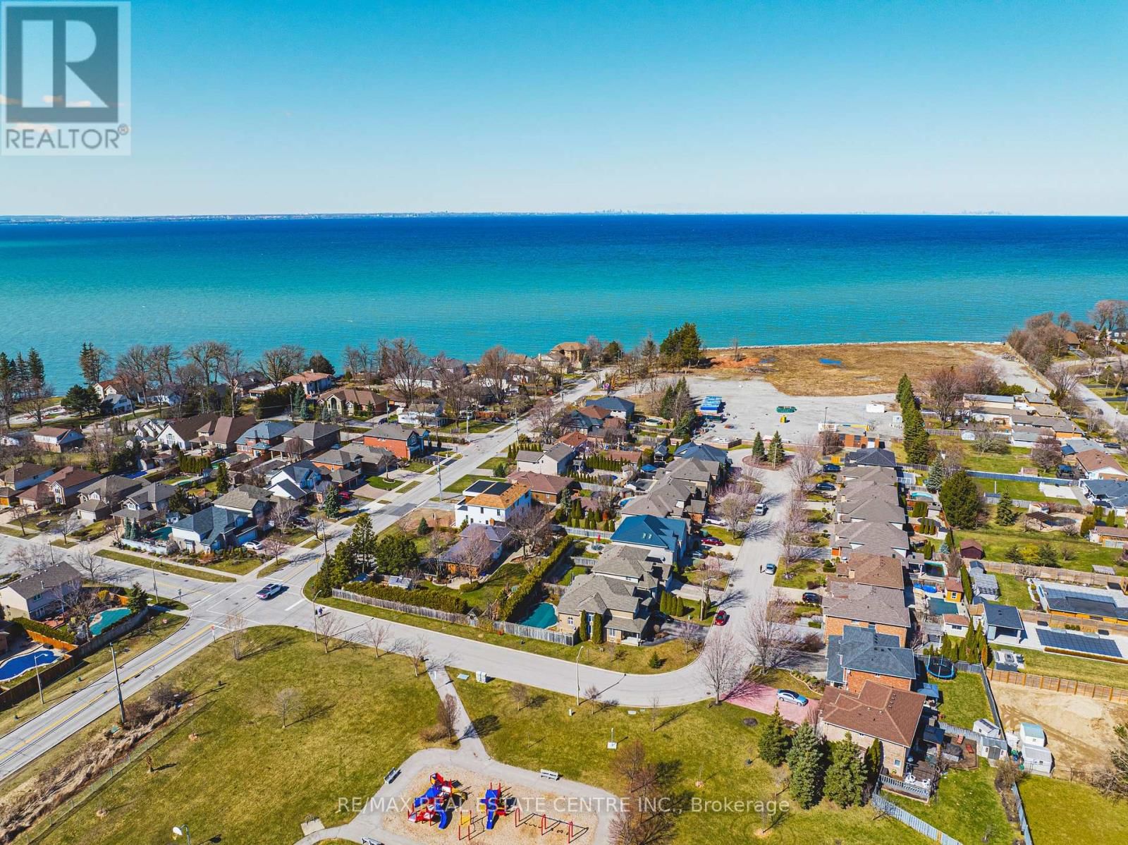 19 LIUNA COURT Image 42