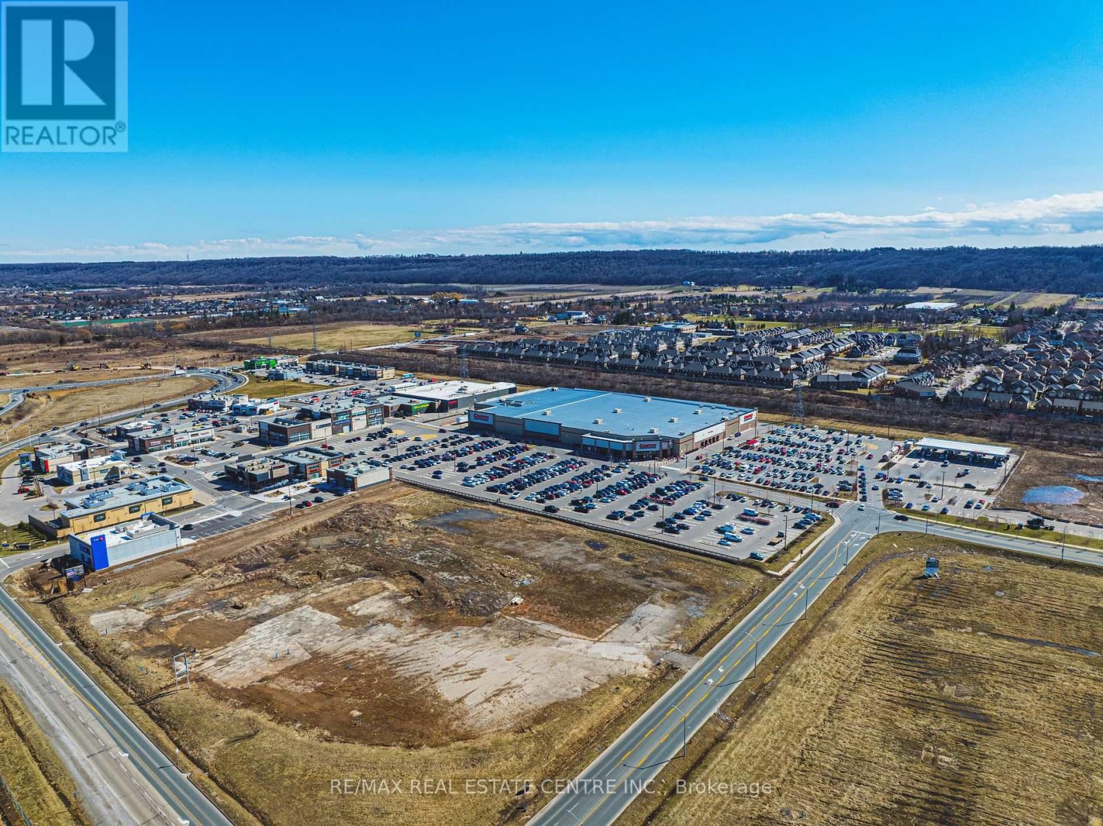 19 LIUNA COURT Image 43