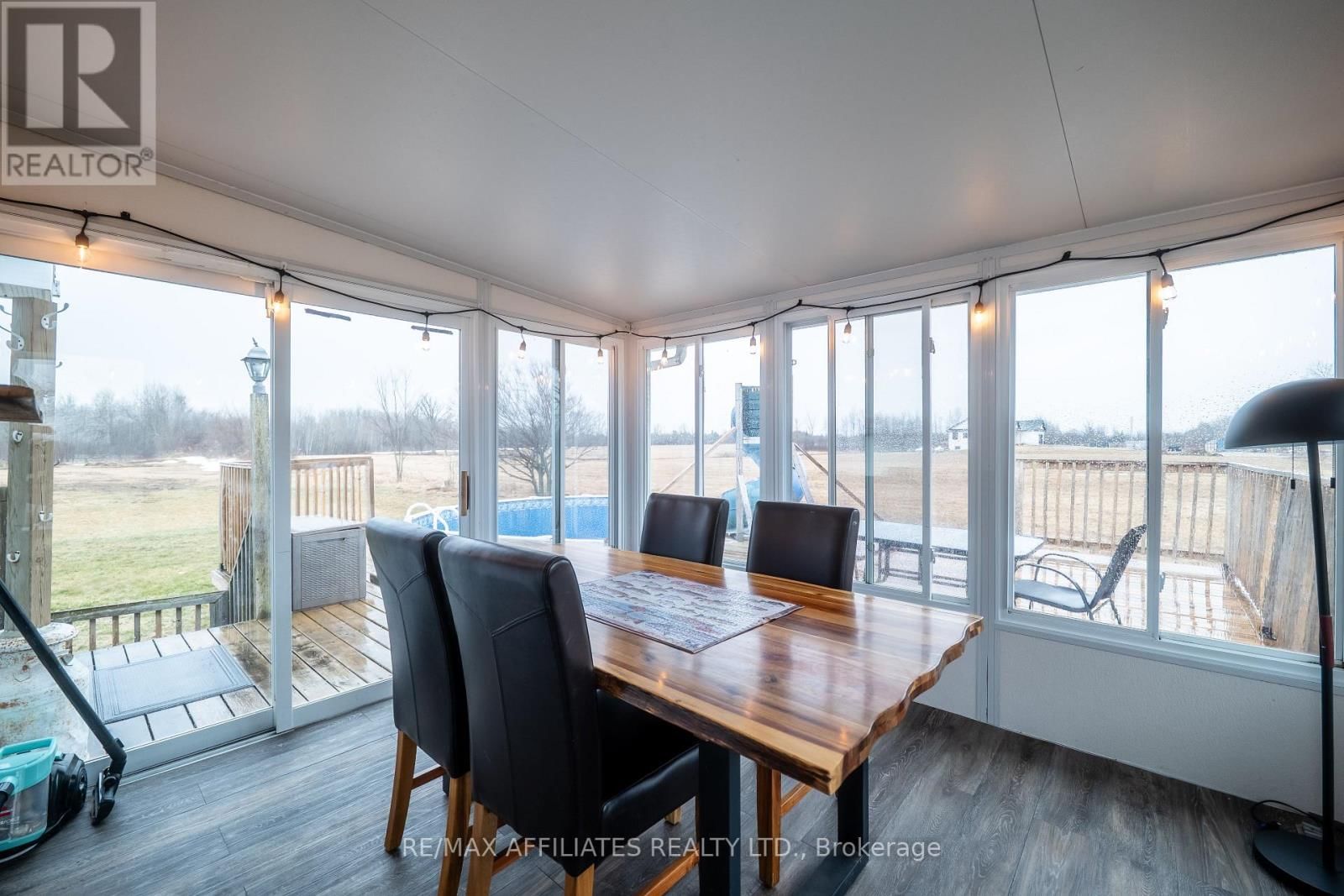 885 TOWNLINE ROAD Image 31