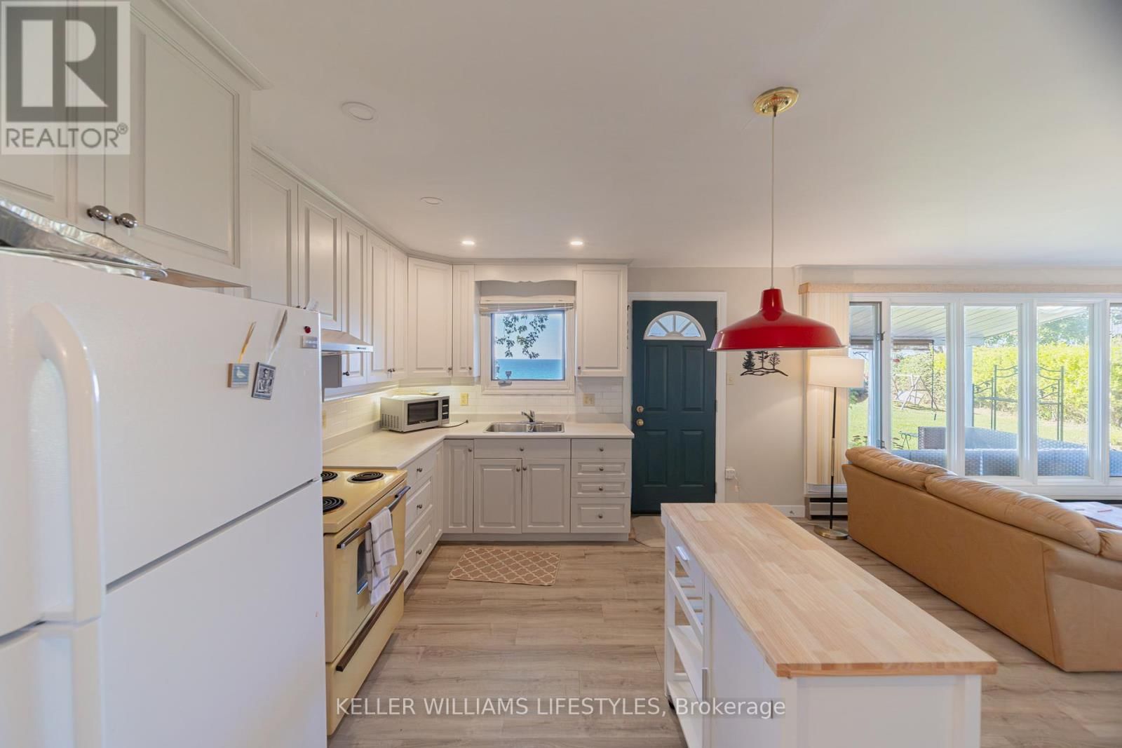 72553 PRINCESS STREET Image 6