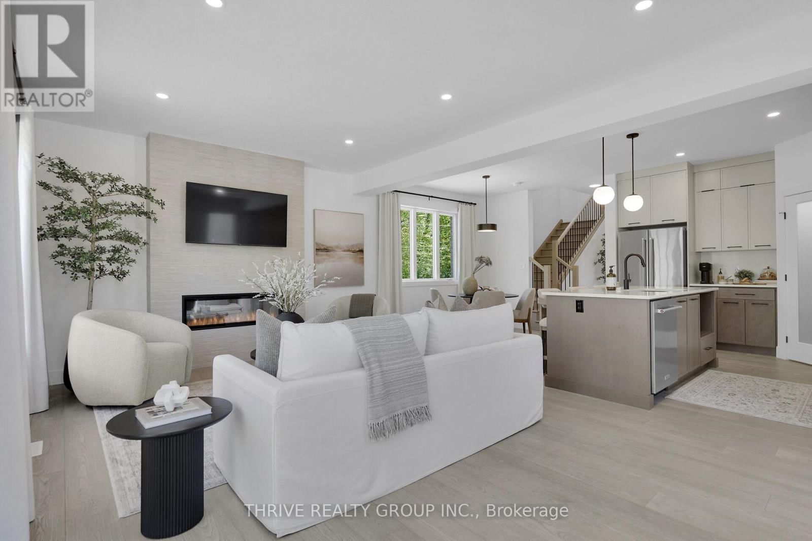 64 - 101 MEADOWLILY ROAD SOUTH Image 20