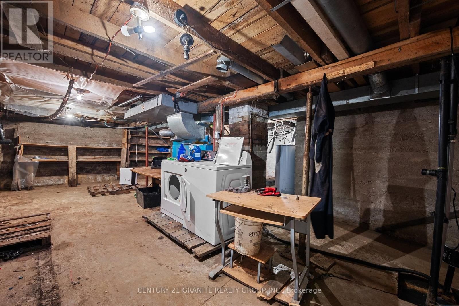 185 HASTINGS STREET NORTH Image 19