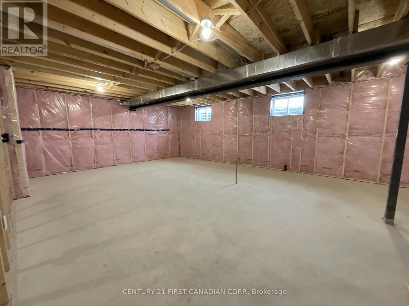 56 POSTMA CRESCENT Image 29